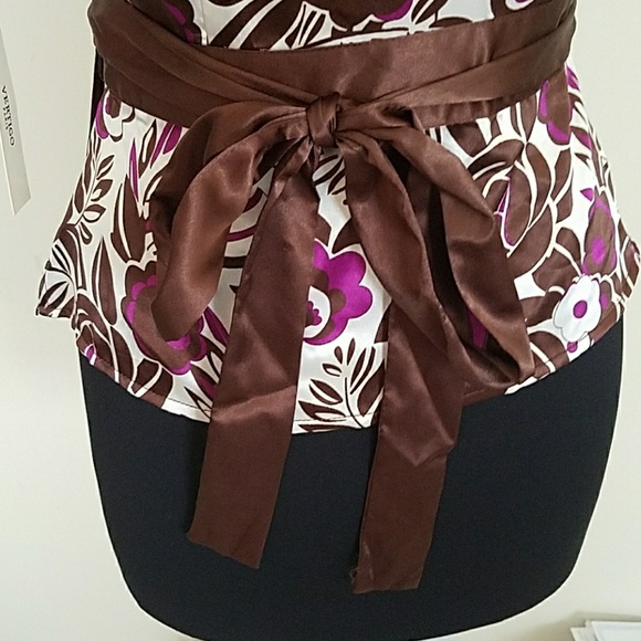 Floral Wrap Around Blouse by Vertigo  (XS) - Picture 5 of 8